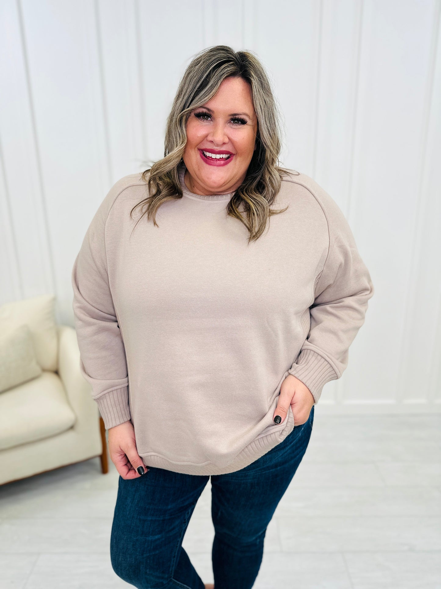 REG/CURVY Keep Making Moves Sweatshirt- Multiple Colors!