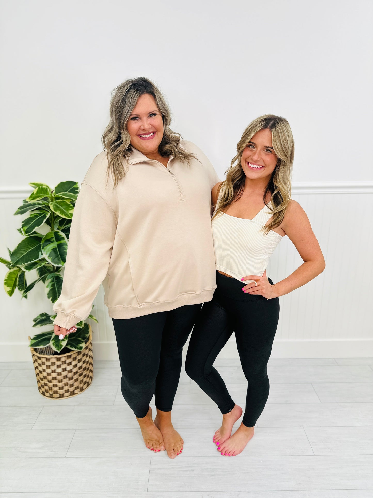 REG/CURVY Striking A Pose Leggings