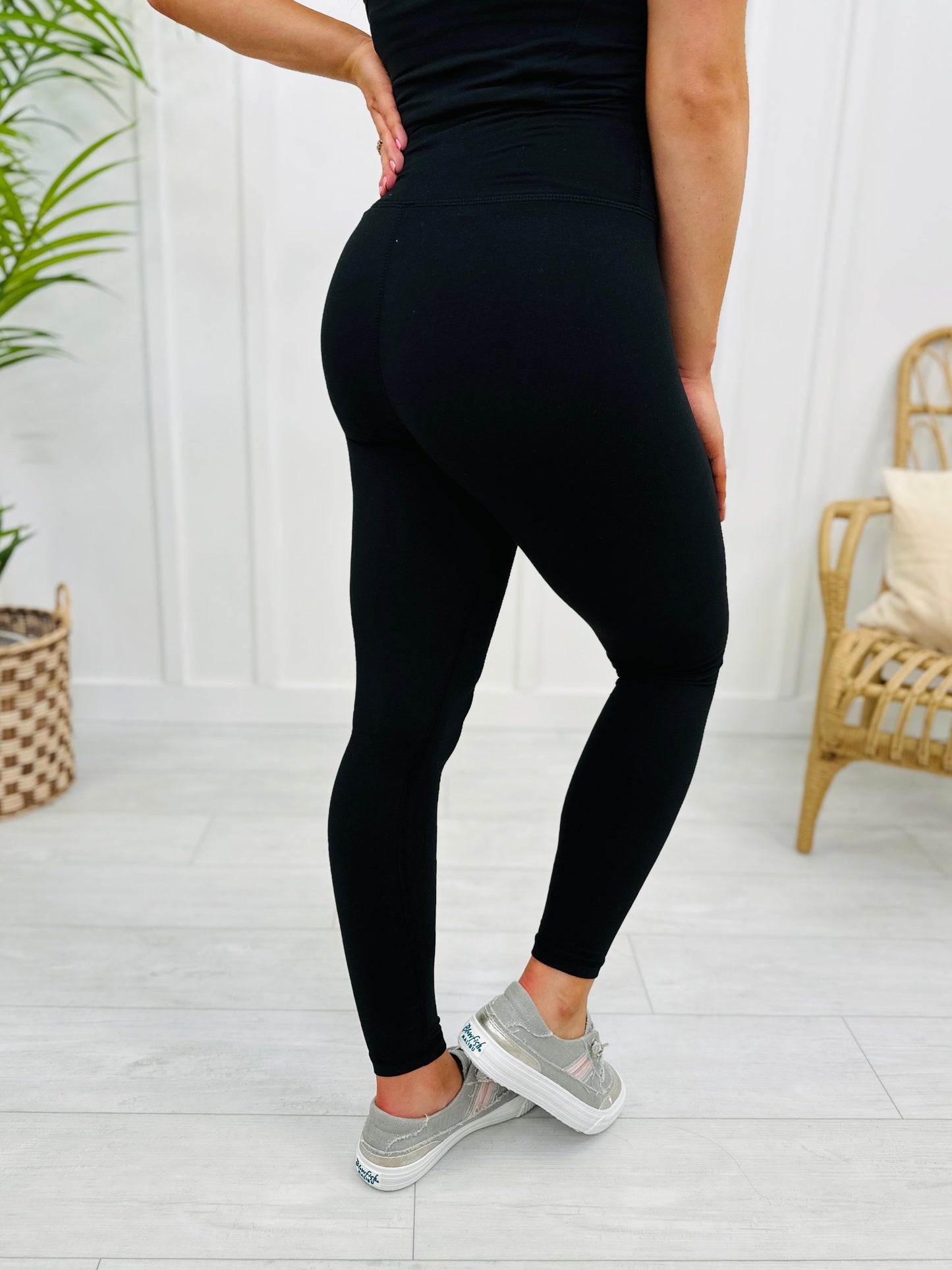 REG/CURVY Raising Standards Leggings