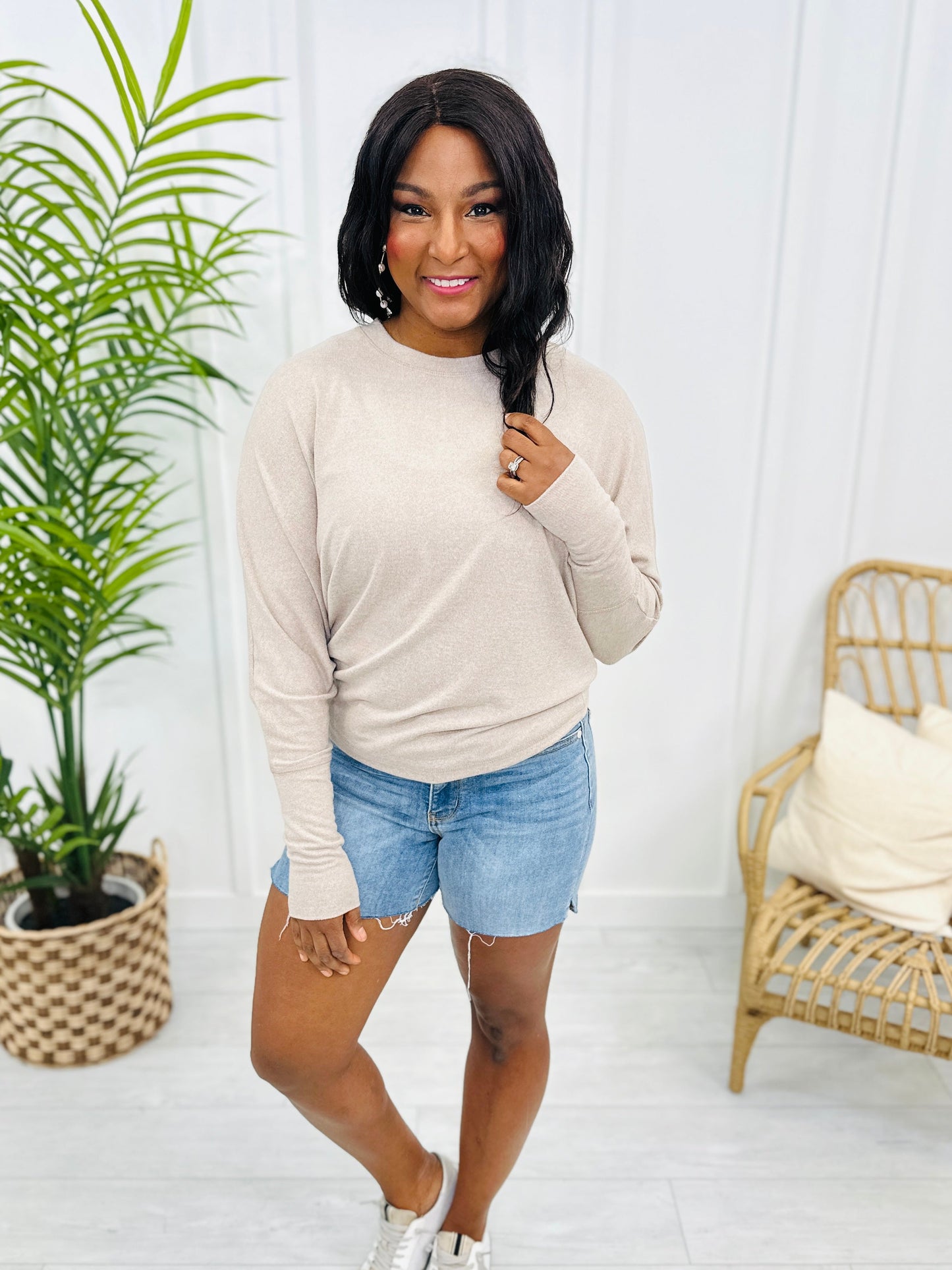 REG/CURVY Letting Your Guard Down Pullover- Multiple Colors!