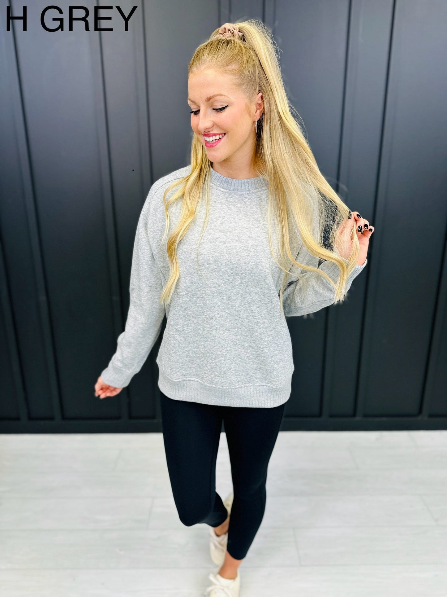 REG/CURVY Keep Making Moves Sweatshirt- Multiple Colors!