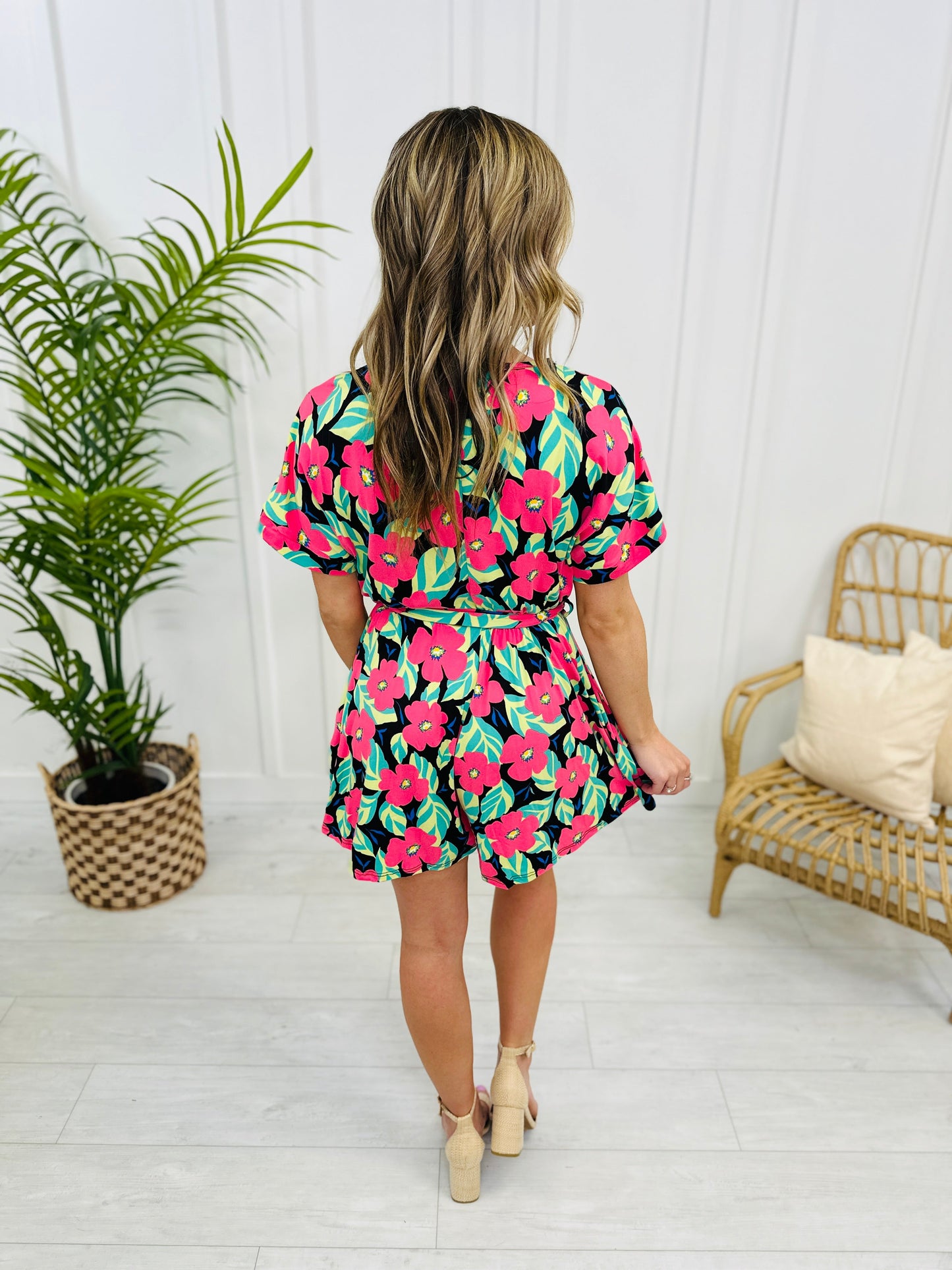 REG/CURVY Going In Style Romper