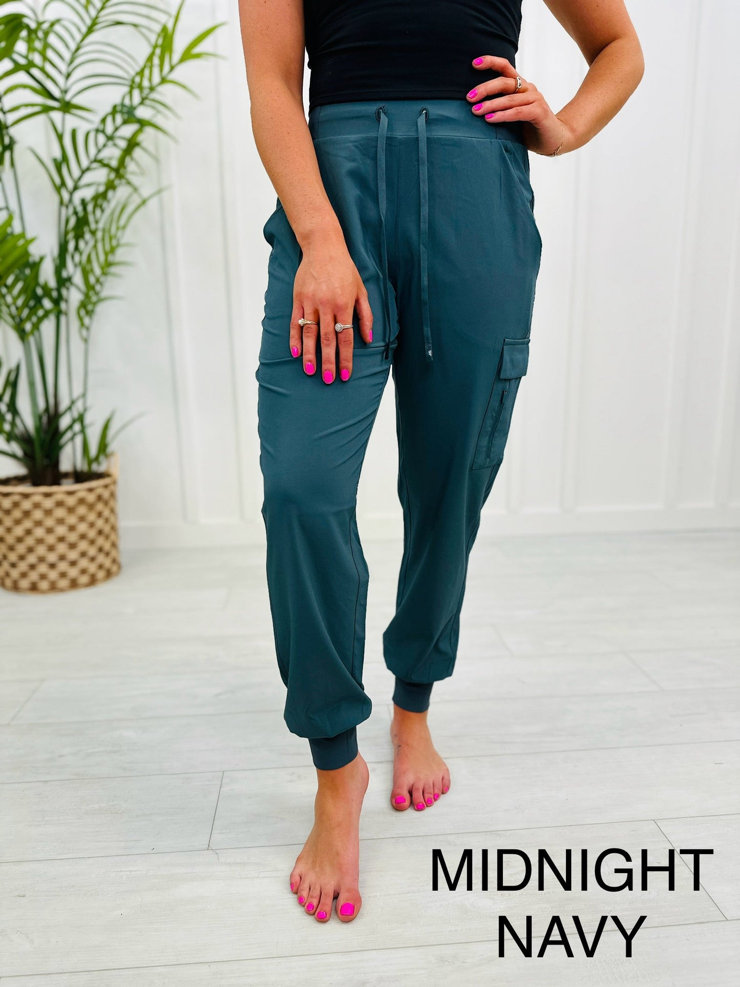 REG/CURVY Sharp Minded Beauty Joggers- Multiple Colors!