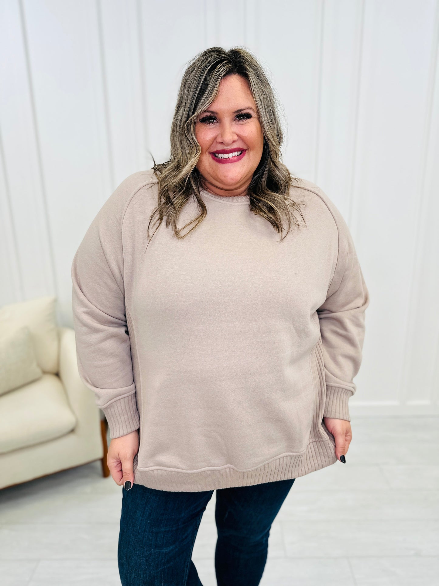 REG/CURVY Keep Making Moves Sweatshirt- Multiple Colors!