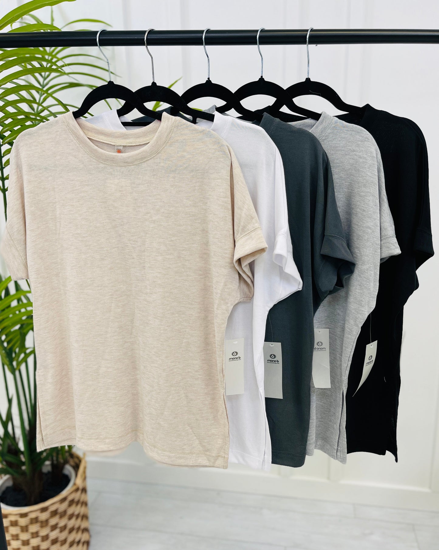 REG/CURVY She's A Go Getter Top- Multiple Colors!