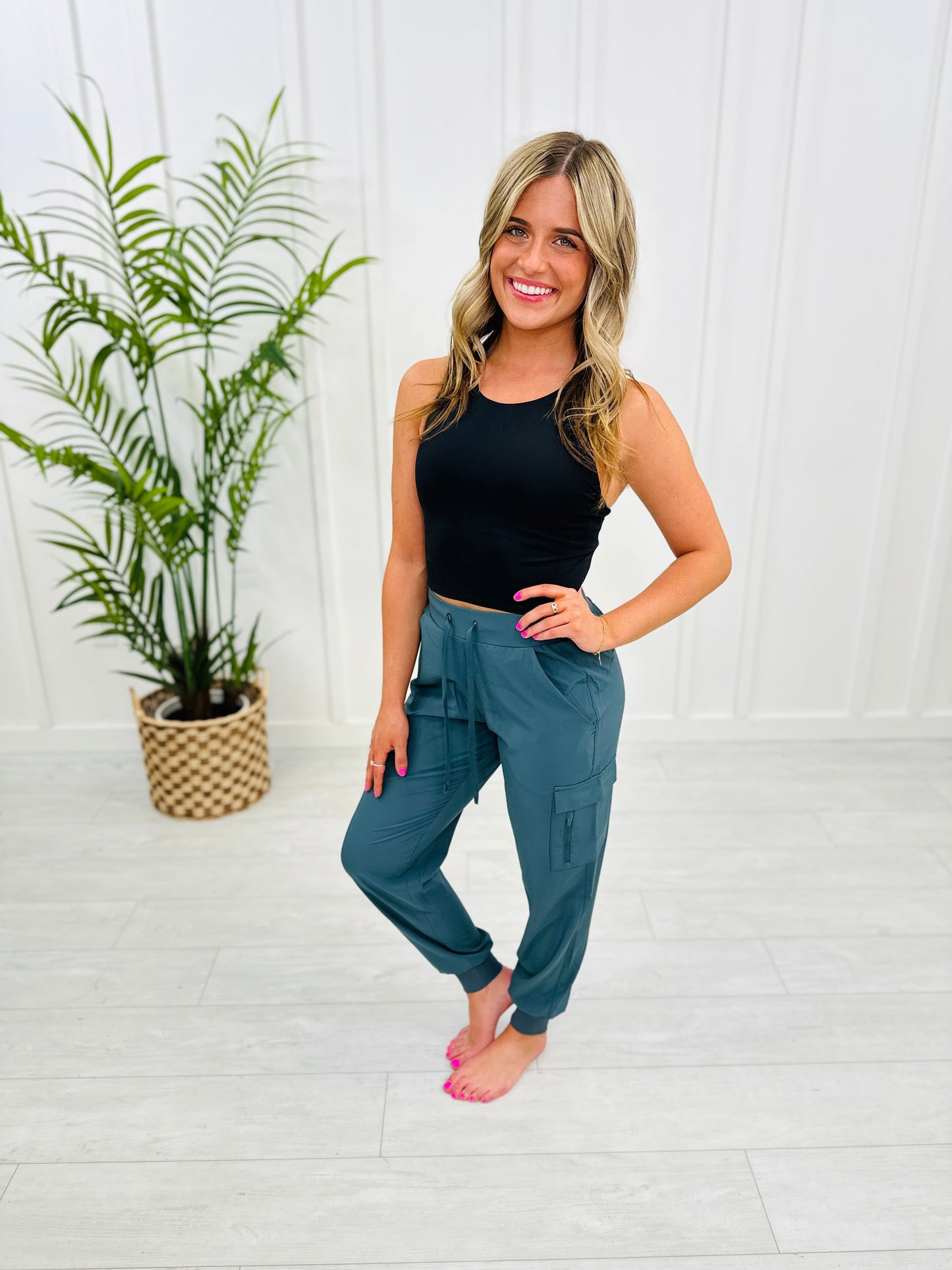REG/CURVY Sharp Minded Beauty Joggers- Multiple Colors!