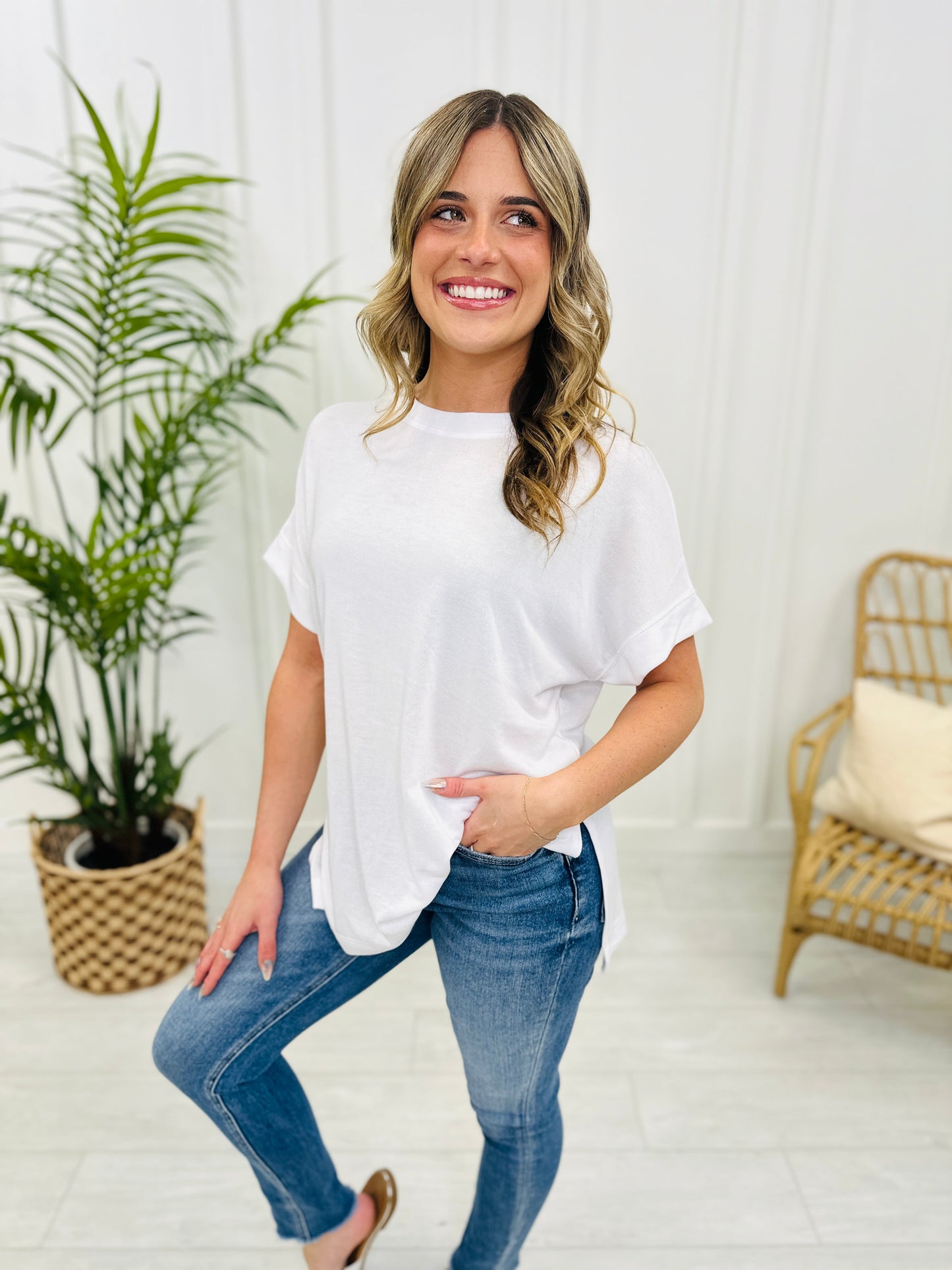 REG/CURVY She's A Go Getter Top- Multiple Colors!