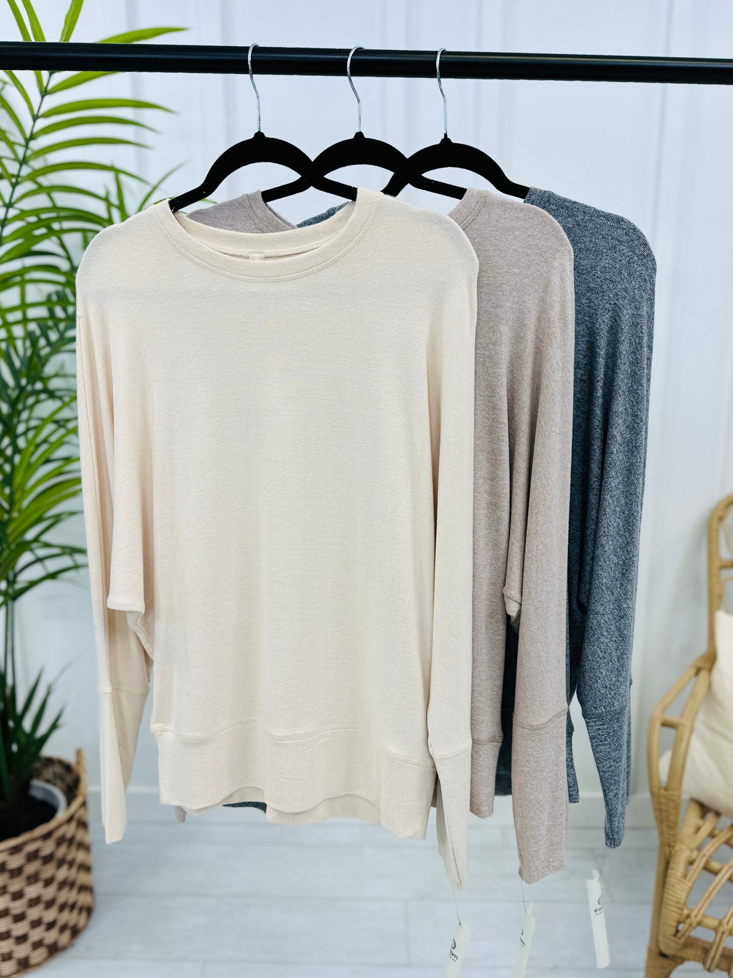 REG/CURVY Letting Your Guard Down Pullover- Multiple Colors!