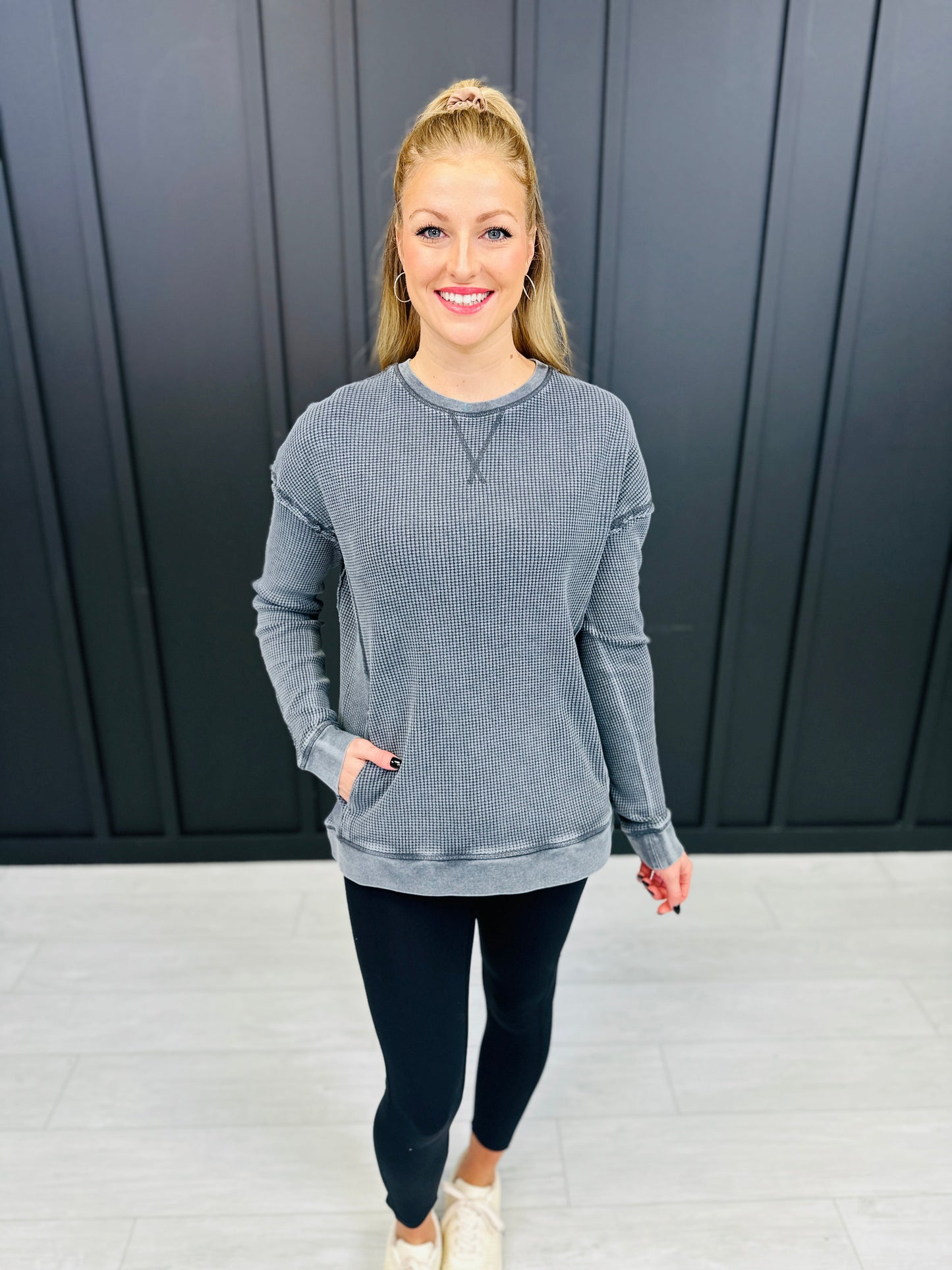 REG/CURVY Seen Here First Top