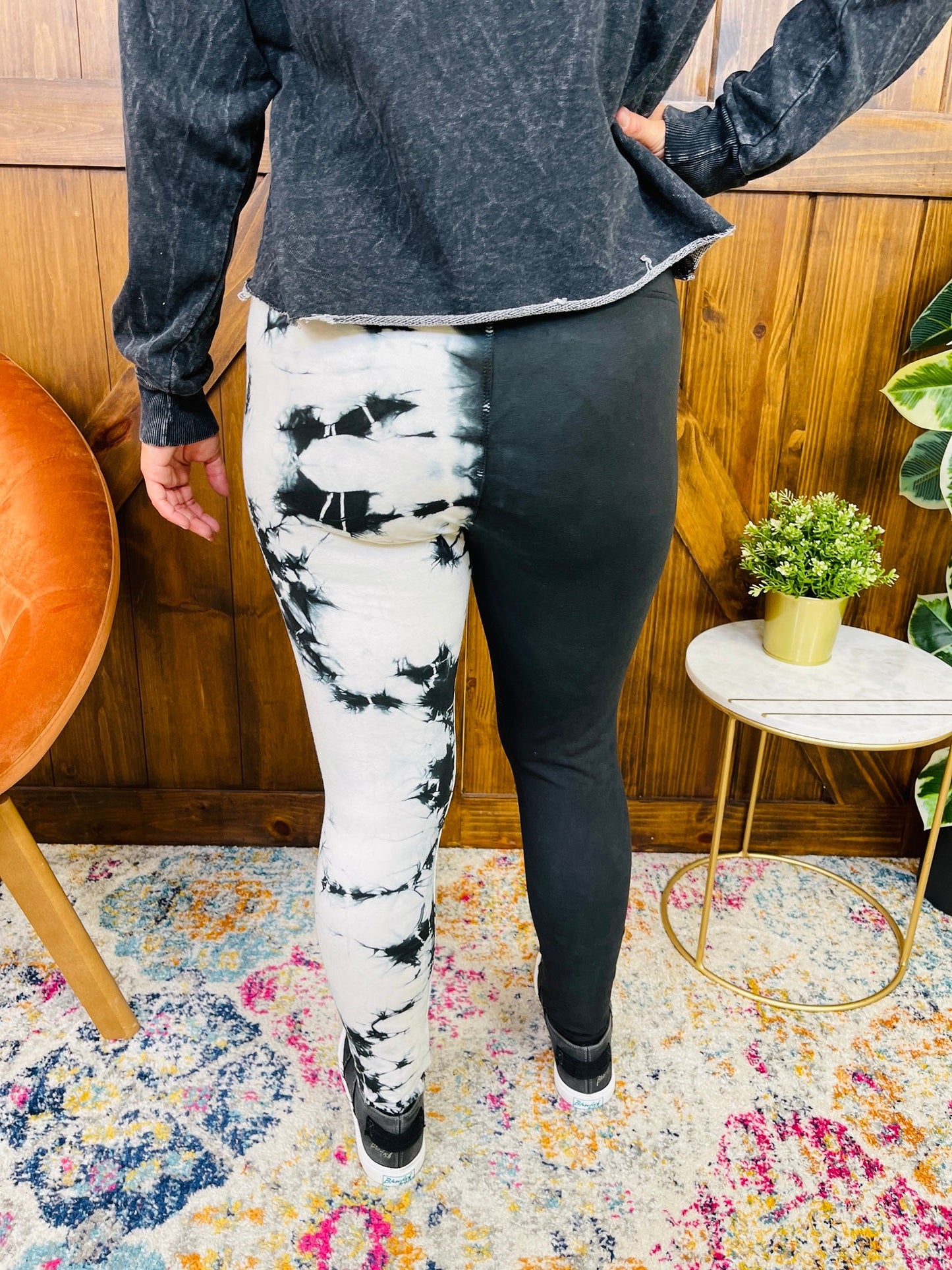 She's Unique Leggings