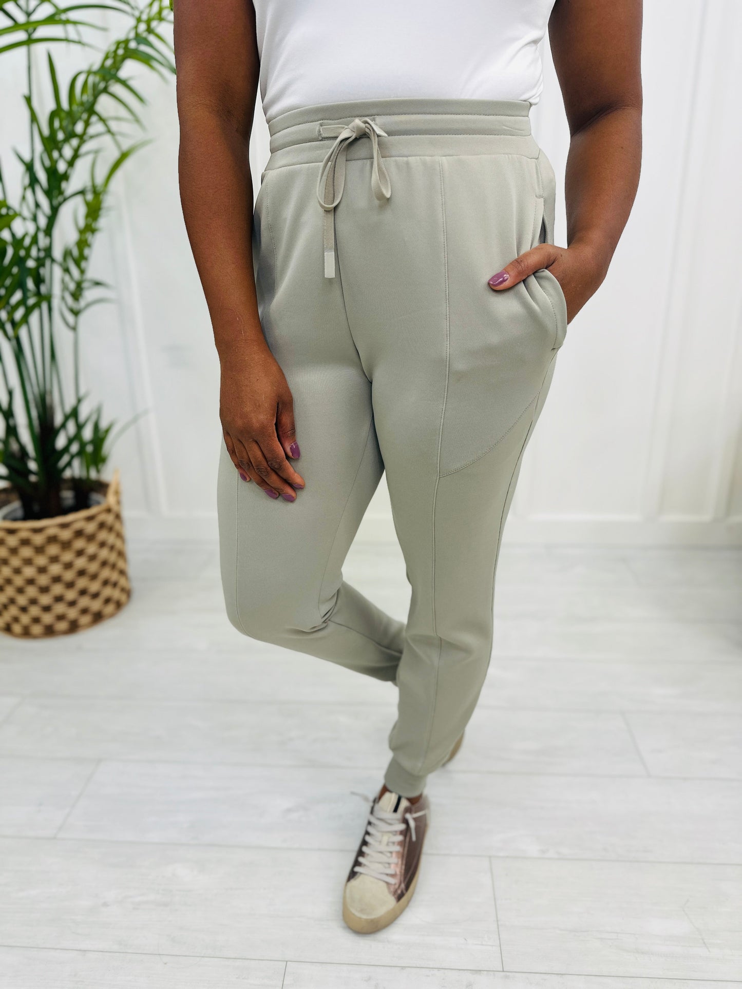 REG/CURVY Growth Mindset Bottoms In Ash Grey