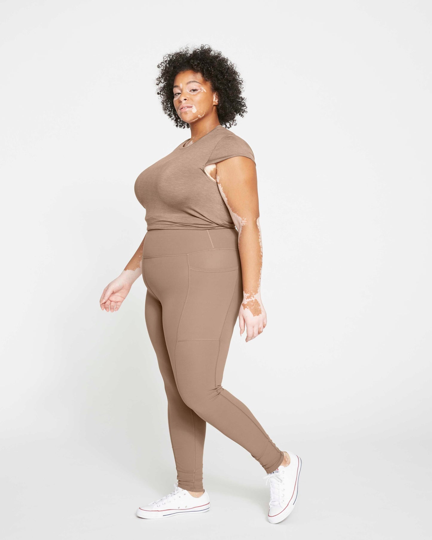 Next-to-Naked Pocket Legging - Nutmeg