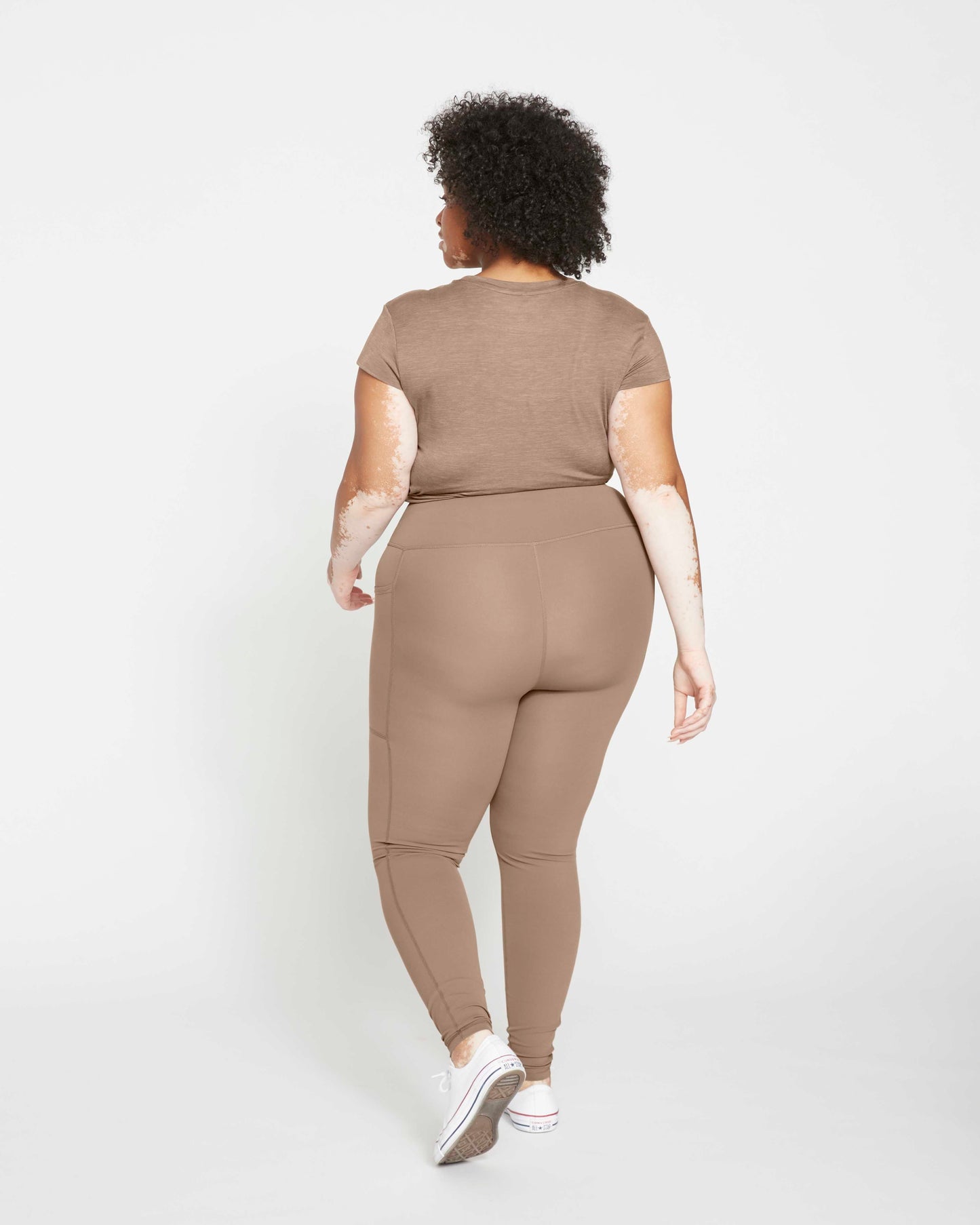 Next-to-Naked Pocket Legging - Nutmeg
