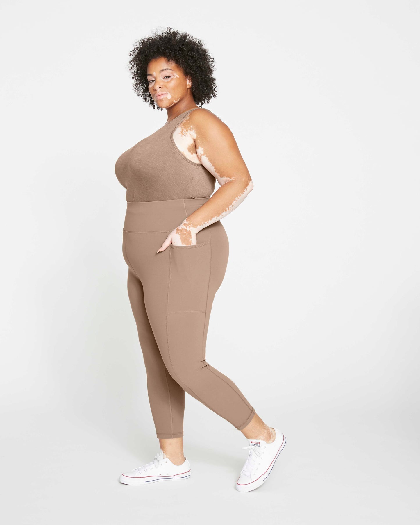 Next-to-Naked Cropped Pocket Legging - Nutmeg