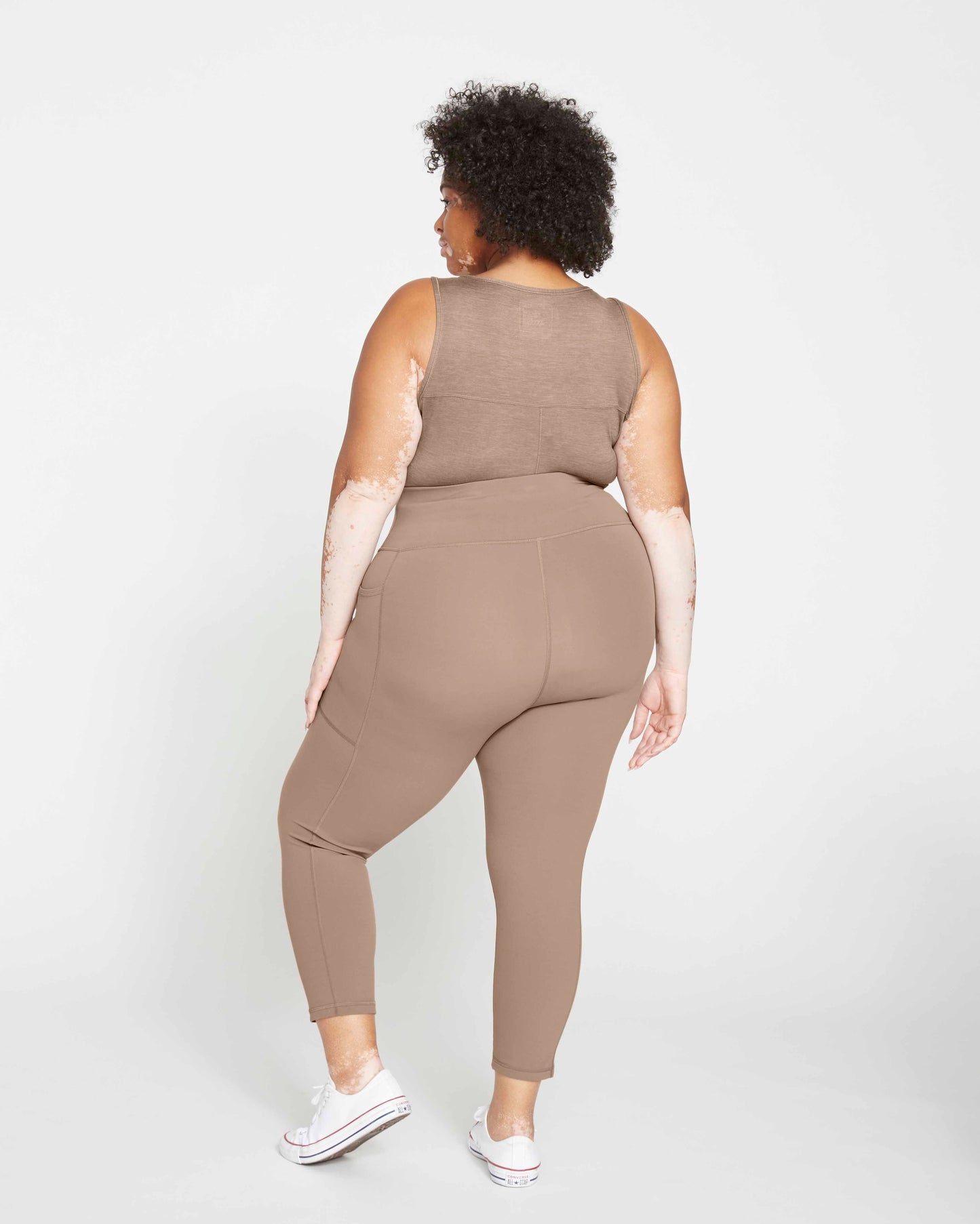 Next-to-Naked Cropped Pocket Legging - Nutmeg