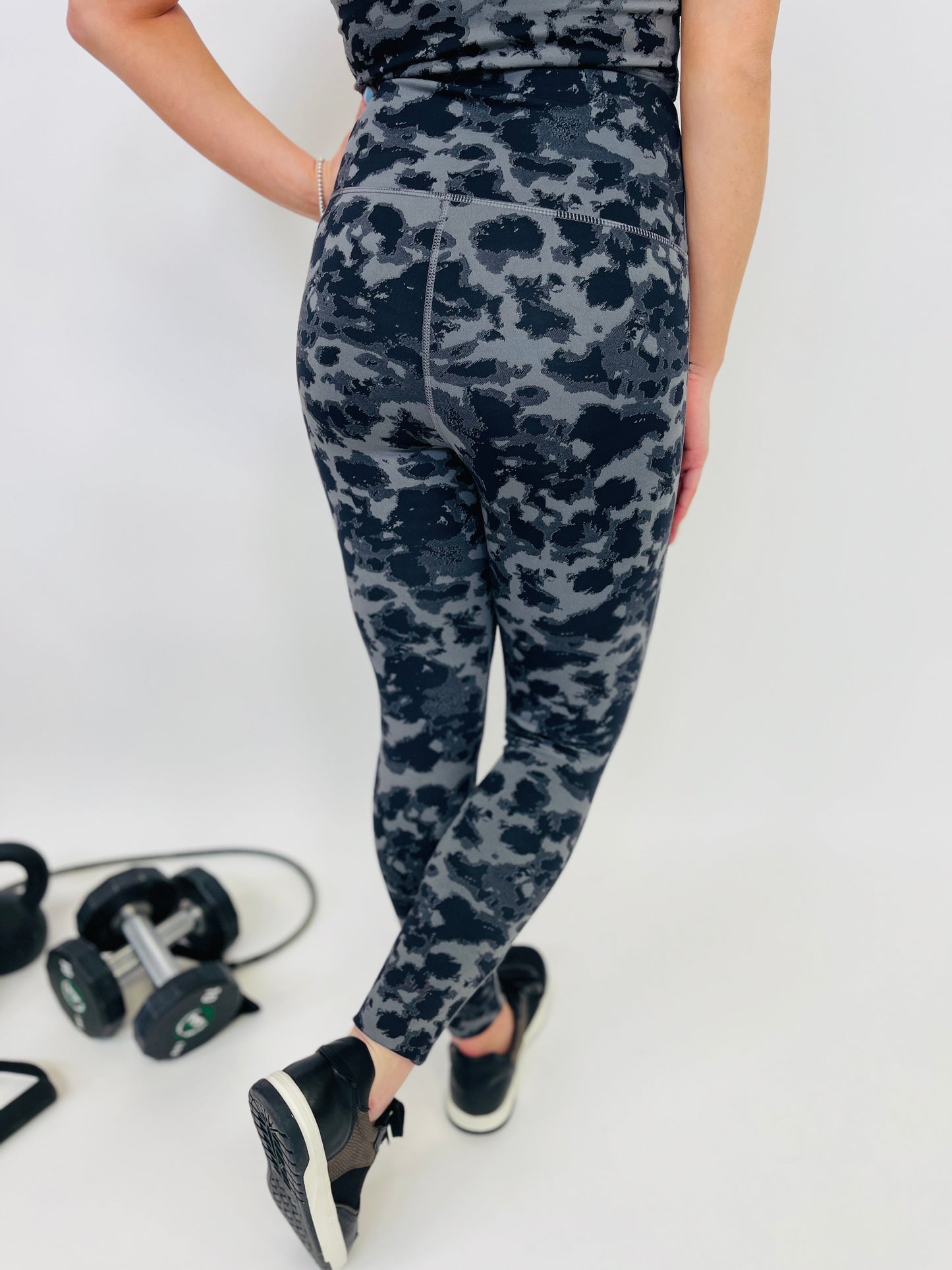 PLUS/REG Brought It Up Leggings
